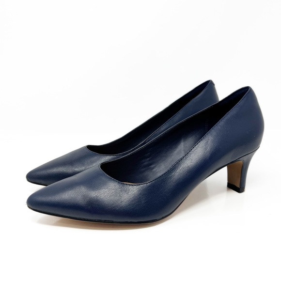 Clarks Shoes - SOLD! Clarks Navy Blue Pointed Toe Pumps Heels